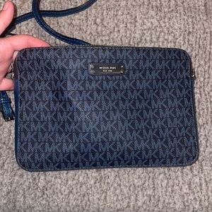 Michael Kors Logo Crossbody